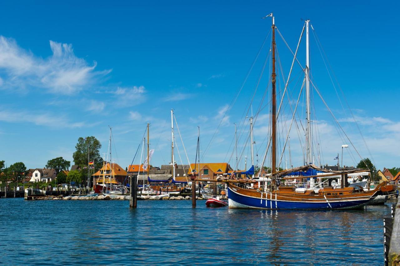 Hausboot Hilja 호텔 슐레스비히 외부 사진