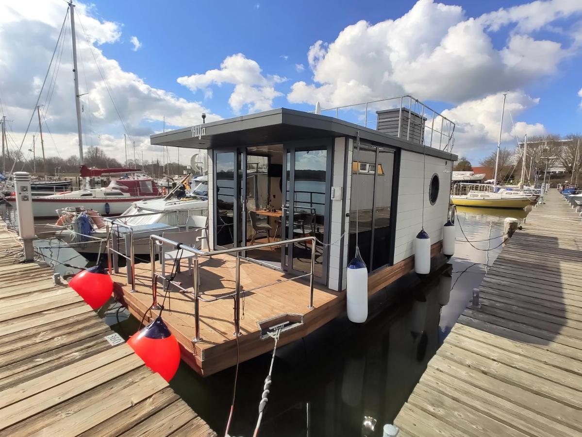 Hausboot Hilja 호텔 슐레스비히 외부 사진