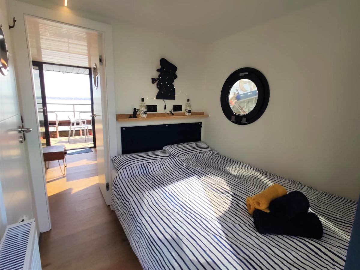Hausboot Hilja 호텔 슐레스비히 외부 사진