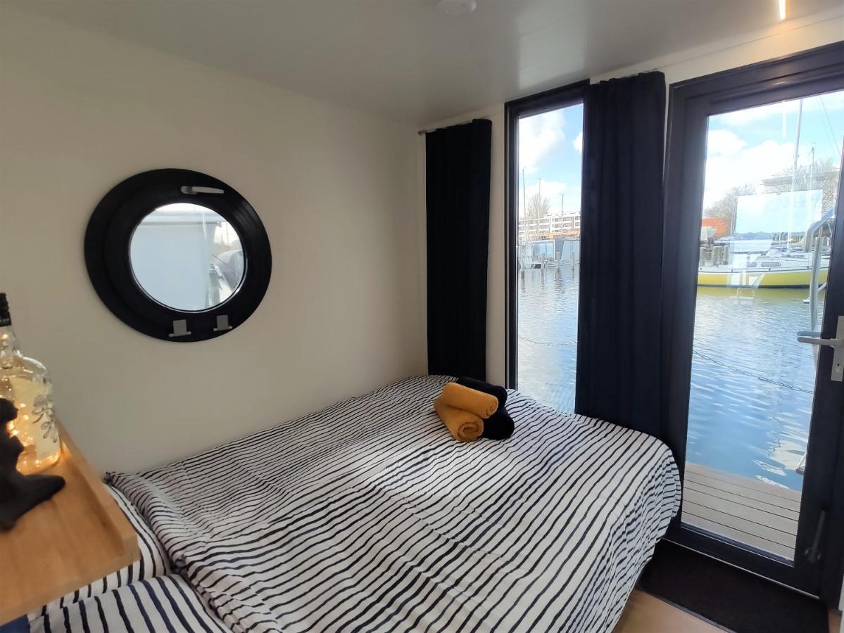 Hausboot Hilja 호텔 슐레스비히 외부 사진