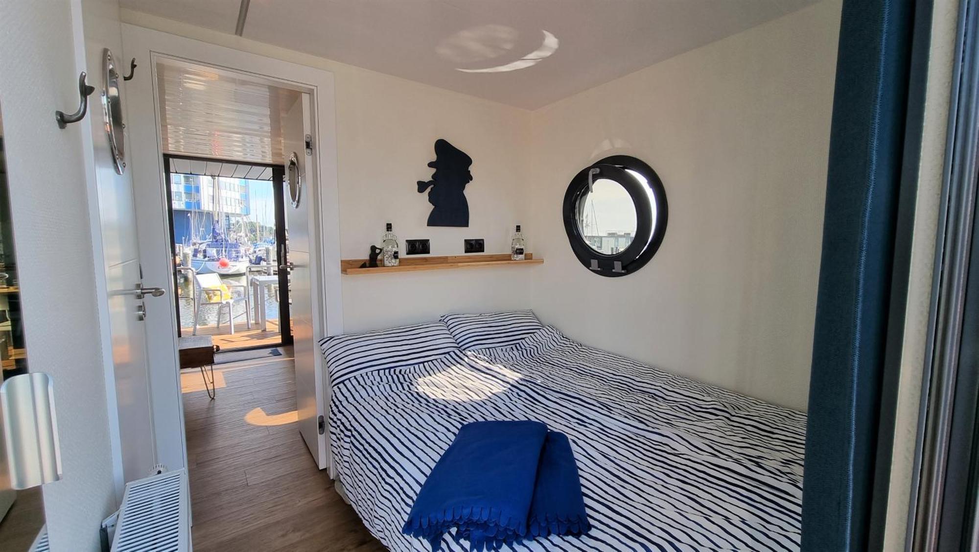 Hausboot Hilja 호텔 슐레스비히 외부 사진