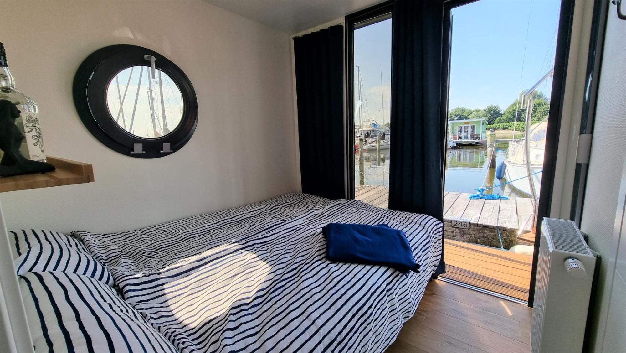 Hausboot Hilja 호텔 슐레스비히 외부 사진
